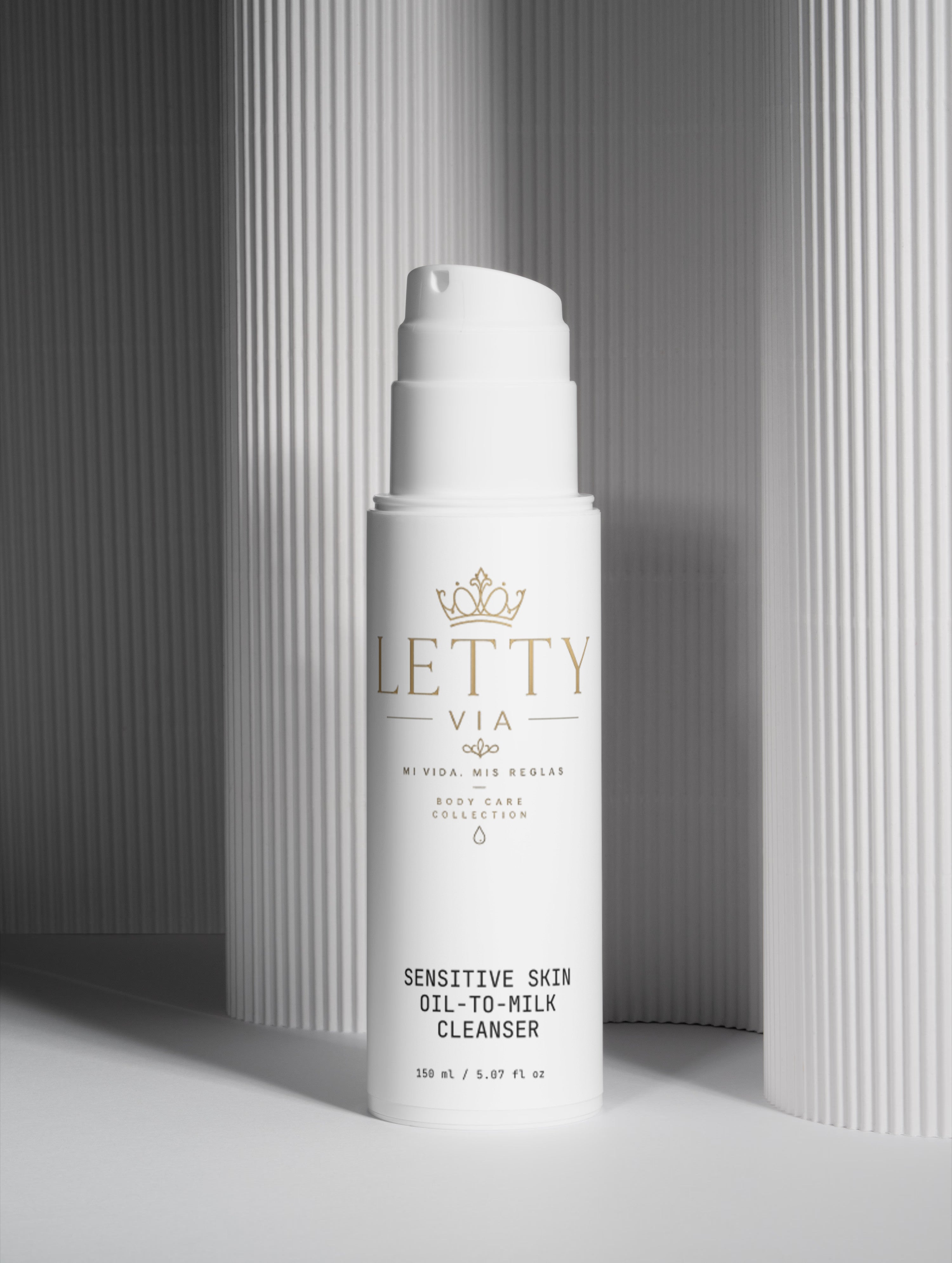 Sensitive Skin Oil-To-Milk Cleanser